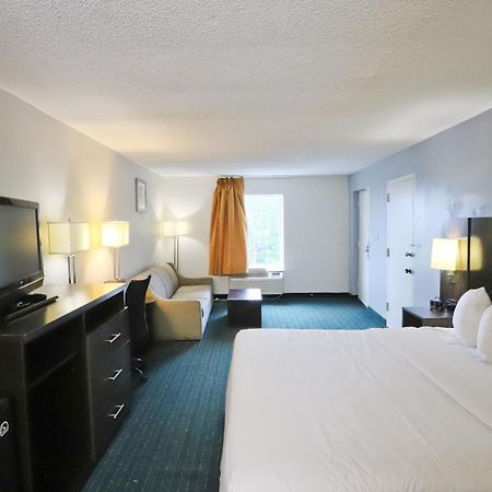 Greenville Inn & Suites Exteriör bild